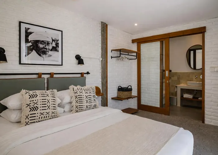3 Bed Pool - Walk To Pererenan Villa Canggu (Bali)