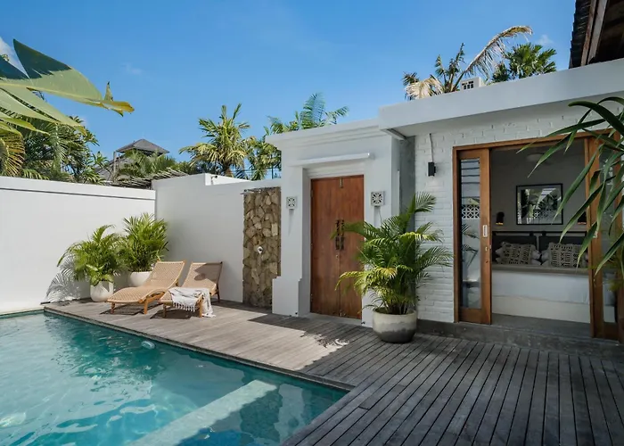 3 Bed Pool - Walk To Pererenan *