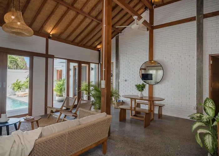 3 Bed Pool - Walk To Pererenan
