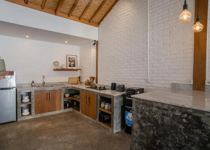 3 Bed Pool - Walk To Pererenan