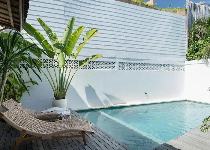 3 Bed Pool - Walk To Pererenan チャングー